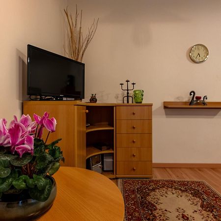 A Quiet Studio In The Heart Of The City Budapest Bagian luar foto
