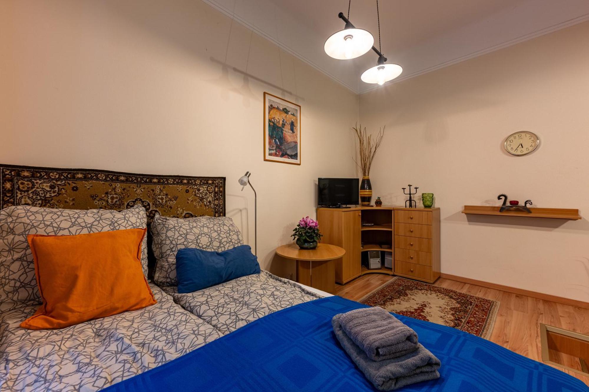 A Quiet Studio In The Heart Of The City Budapest Bagian luar foto