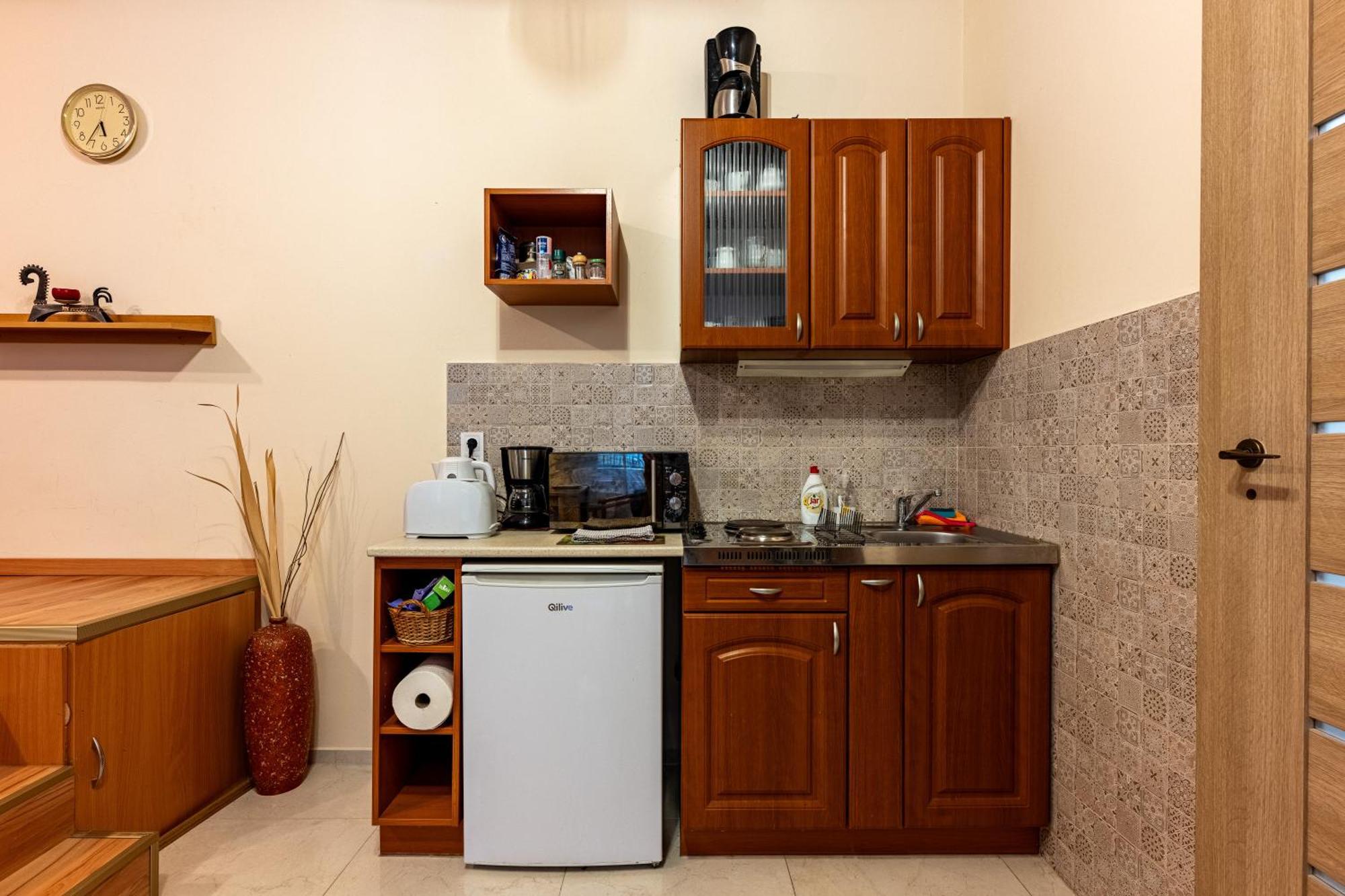 A Quiet Studio In The Heart Of The City Budapest Bagian luar foto